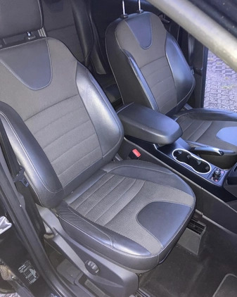 Ford Kuga cena 53900 przebieg: 200366, rok produkcji 2015 z Woźniki małe 301